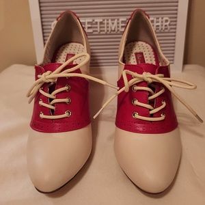 B.A.I.T. Remmy Oxford Heels 6.5